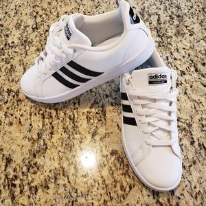 Adidas Cloudfoam sneakers size 10.5 NWOT